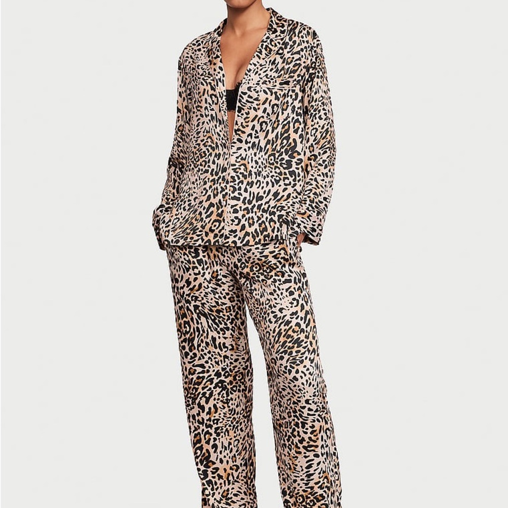 Victoria's Secret Leopard Print Pajama Set